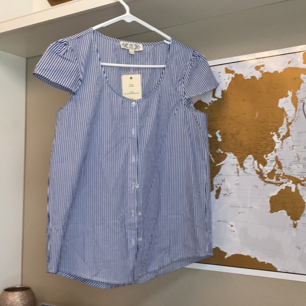 Blue stripe top